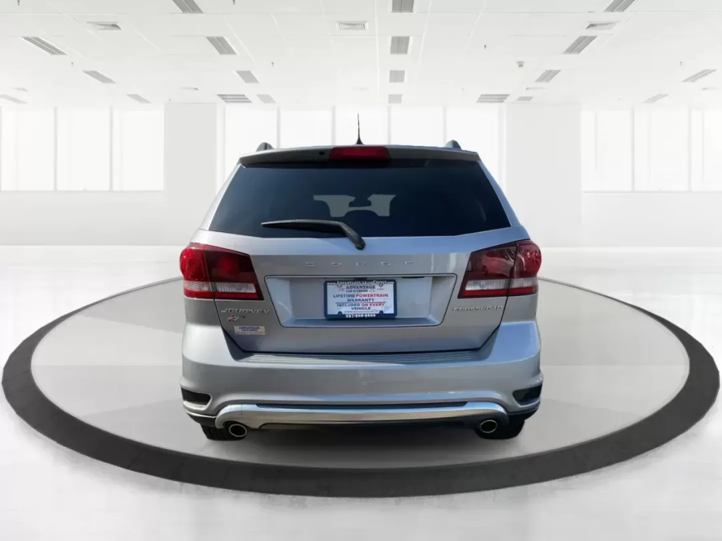 2018 Dodge Journey Crossroad AWD (3C4PDDGG8JT) with an Pentastar 3.6L V-6 DOHC engine, located at 4508 South Dixie Dr, Moraine, OH, 45439, (937) 908-9800, 39.689976, -84.218452 - Photo#3