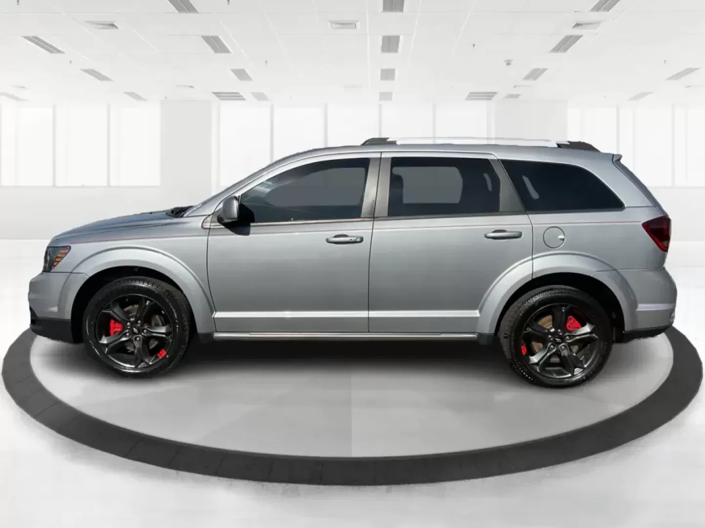 2018 Dodge Journey Crossroad AWD (3C4PDDGG8JT) with an Pentastar 3.6L V-6 DOHC engine, located at 4508 South Dixie Dr, Moraine, OH, 45439, (937) 908-9800, 39.689976, -84.218452 - Photo#5
