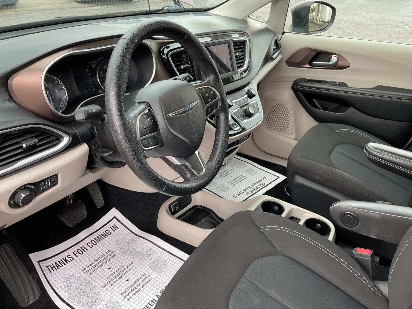 2021 Chrysler Voyager LX (2C4RC1CG2MR) with an 3.6L V-6 DOHC engine, located at 8750 N County Rd 25A, Piqua, OH, 45356, (937) 908-9800, 40.164391, -84.232513 - 2021 Chrysler Voyager LX - Photo#8