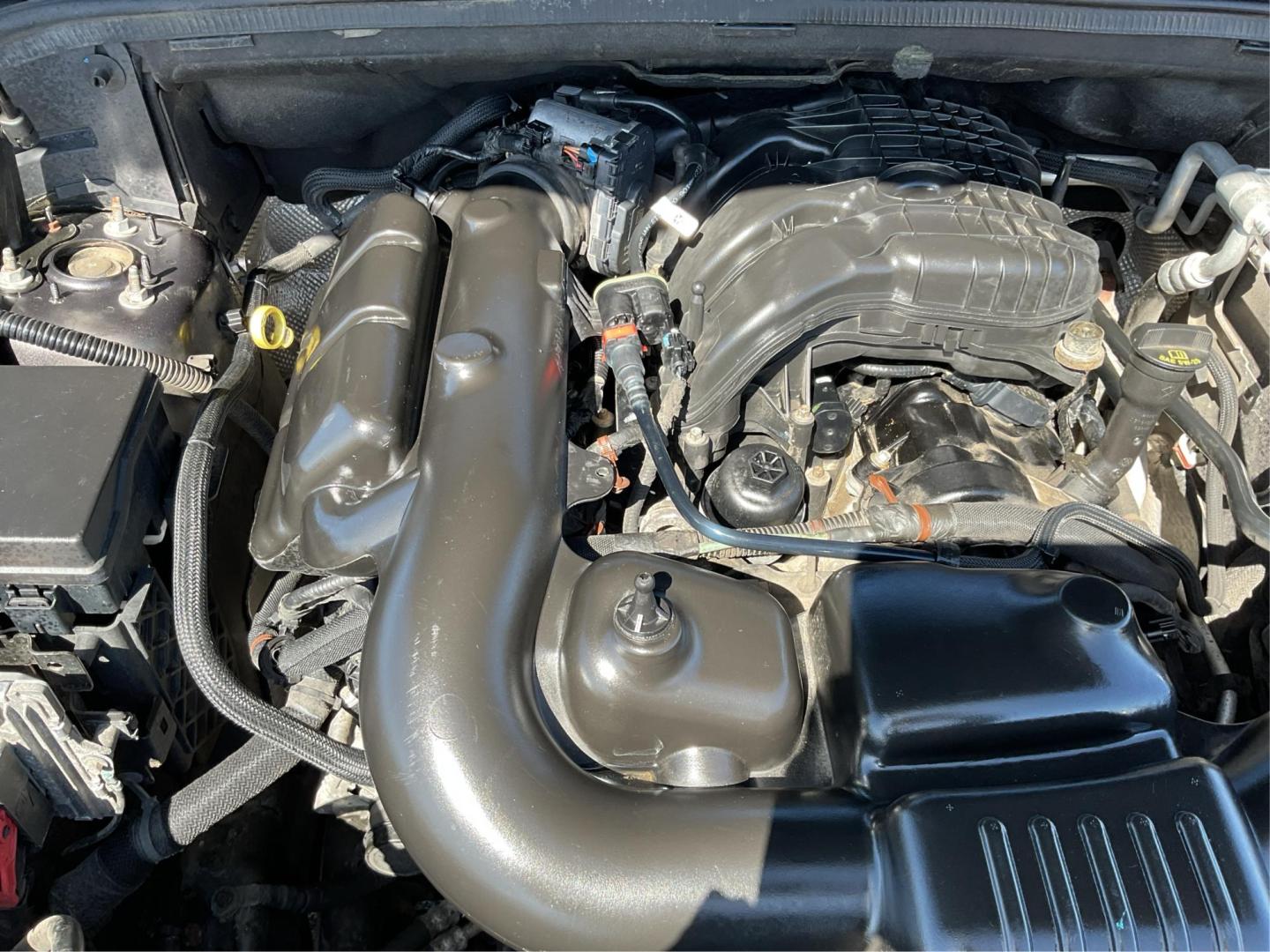 2014 Jeep Grand Cherokee Limited (1C4RJFBG4EC) with an Other engine, located at 1230 East Main St, Xenia, OH, 45385, (937) 908-9800, 39.688026, -83.910172 - Photo#10