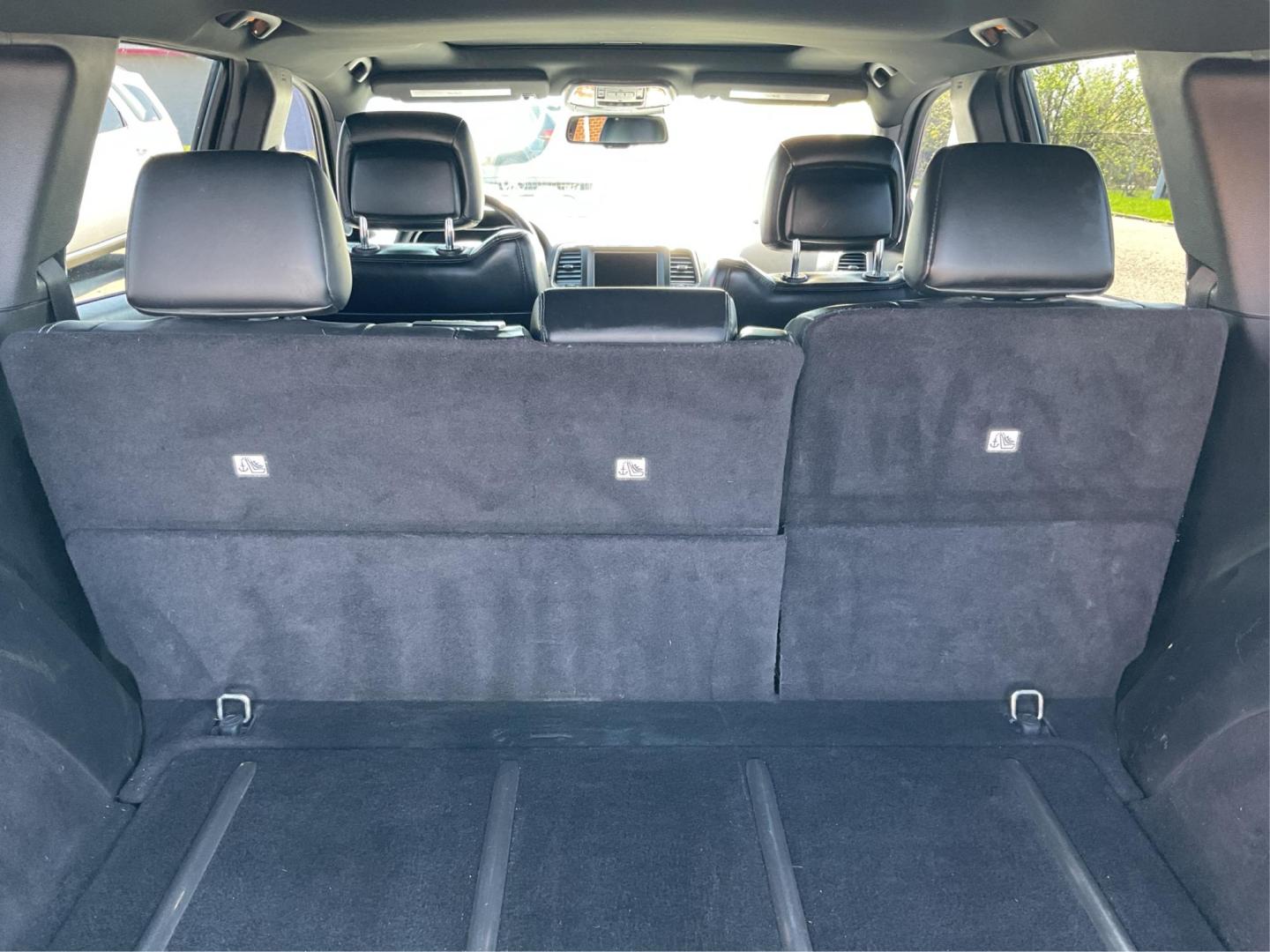 2014 Jeep Grand Cherokee Limited (1C4RJFBG4EC) with an Other engine, located at 1230 East Main St, Xenia, OH, 45385, (937) 908-9800, 39.688026, -83.910172 - Photo#11