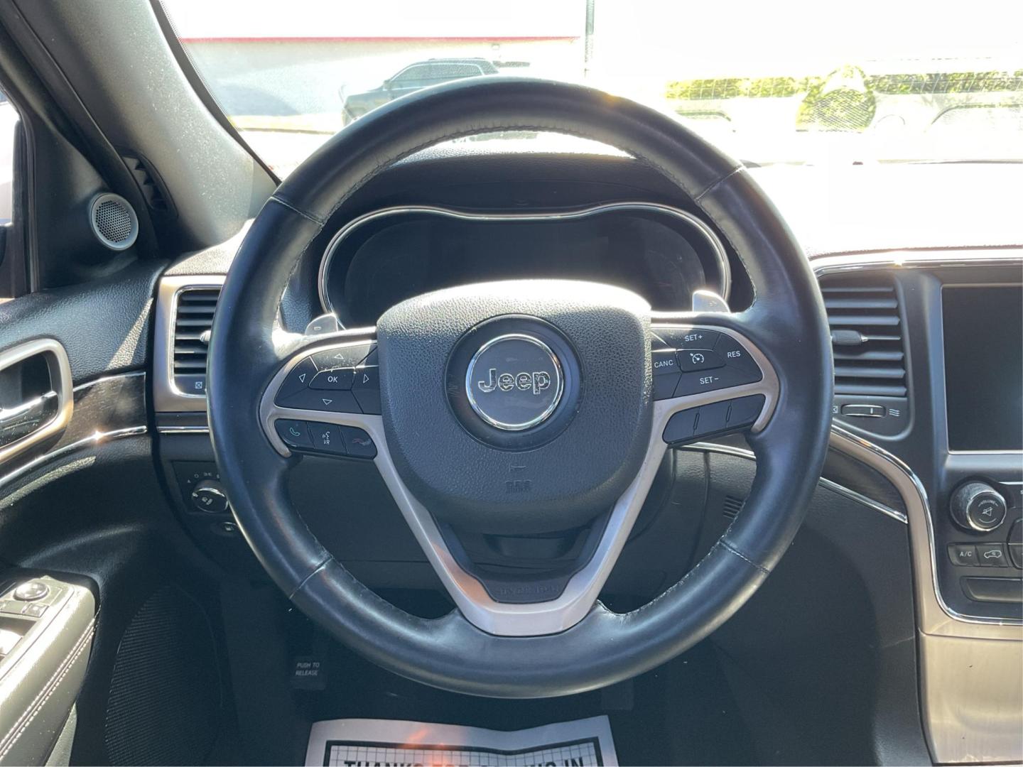 2014 Jeep Grand Cherokee Limited (1C4RJFBG4EC) with an Other engine, located at 1230 East Main St, Xenia, OH, 45385, (937) 908-9800, 39.688026, -83.910172 - Photo#15