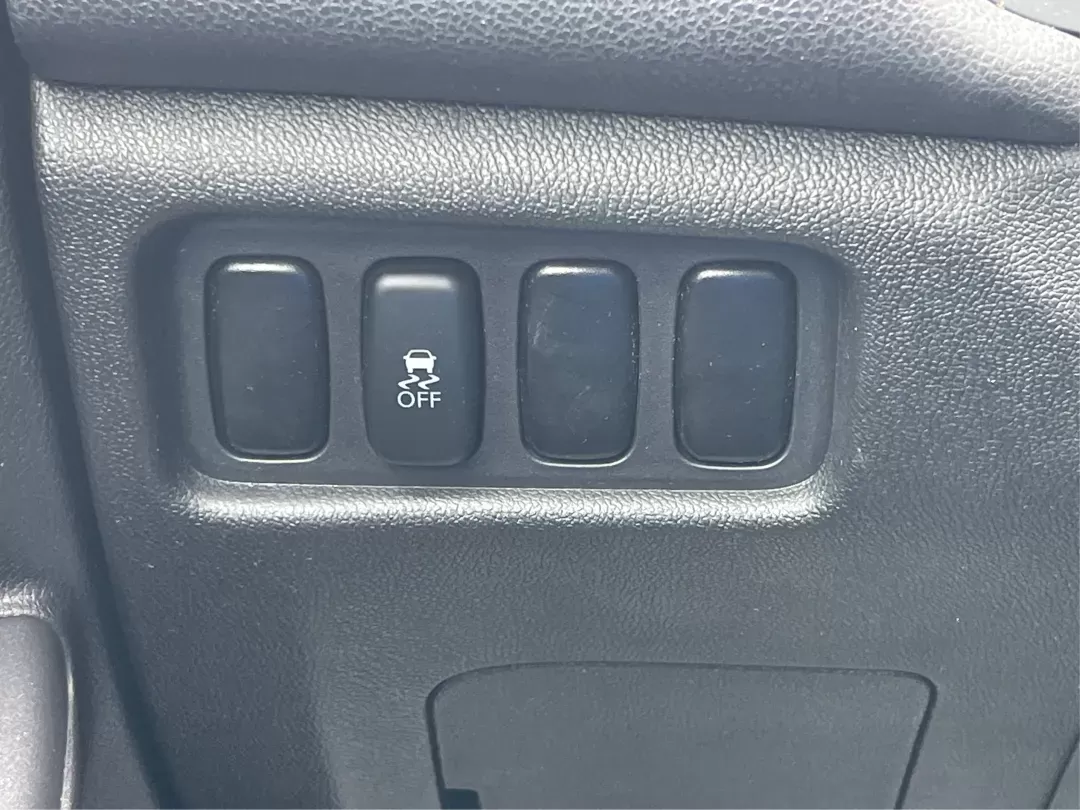 2015 Mitsubishi Outlander Sport ES (4A4AP3AUXFE) with an 2L I-4 DOHC engine, located at 4508 South Dixie Dr, Moraine, OH, 45439, (937) 908-9800, 39.689976, -84.218452 - 2015 Mitsubishi Outlander Sport ES - Photo#16