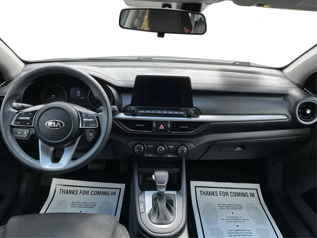 2021 Kia Forte FE (3KPF24AD5ME) with an 2L I-4 DOHC engine, located at 1184 Kauffman Ave, Fairborn, OH, 45324, (937) 908-9800, 39.807072, -84.030914 - 2021 Kia Forte FE - Photo#18