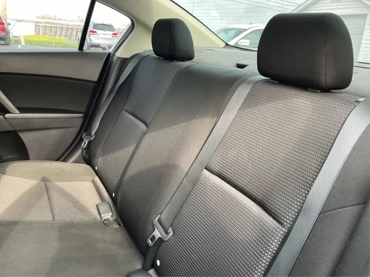 2013 Mazda Mazda3 i SV (JM1BL1TF0D1) with an 2L I-4 DOHC engine, located at 1184 Kauffman Ave, Fairborn, OH, 45324, (937) 908-9800, 39.807072, -84.030914 - 2013 Mazda Mazda3 i SV - Photo#10