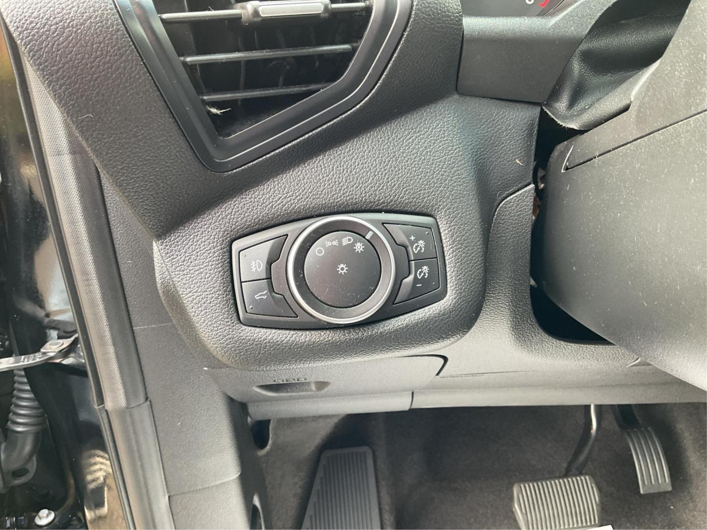 2018 Ford Escape SE (1FMCU9GD5JU) with an Other engine, located at 401 Woodman Dr, Riverside, OH, 45431, (937) 908-9800, 39.760899, -84.123421 - Photo#16