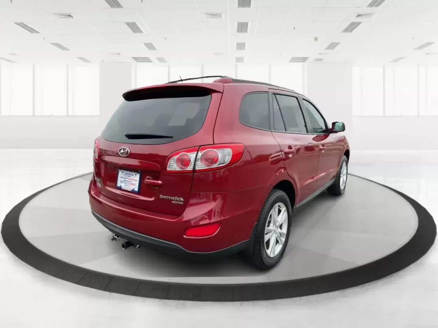 2011 Hyundai Santa Fe SE (5XYZHDAG5BG) with an 3.5L V-6 DOHC engine, located at 1184 Kauffman Ave, Fairborn, OH, 45324, (937) 908-9800, 39.807072, -84.030914 - Photo#2