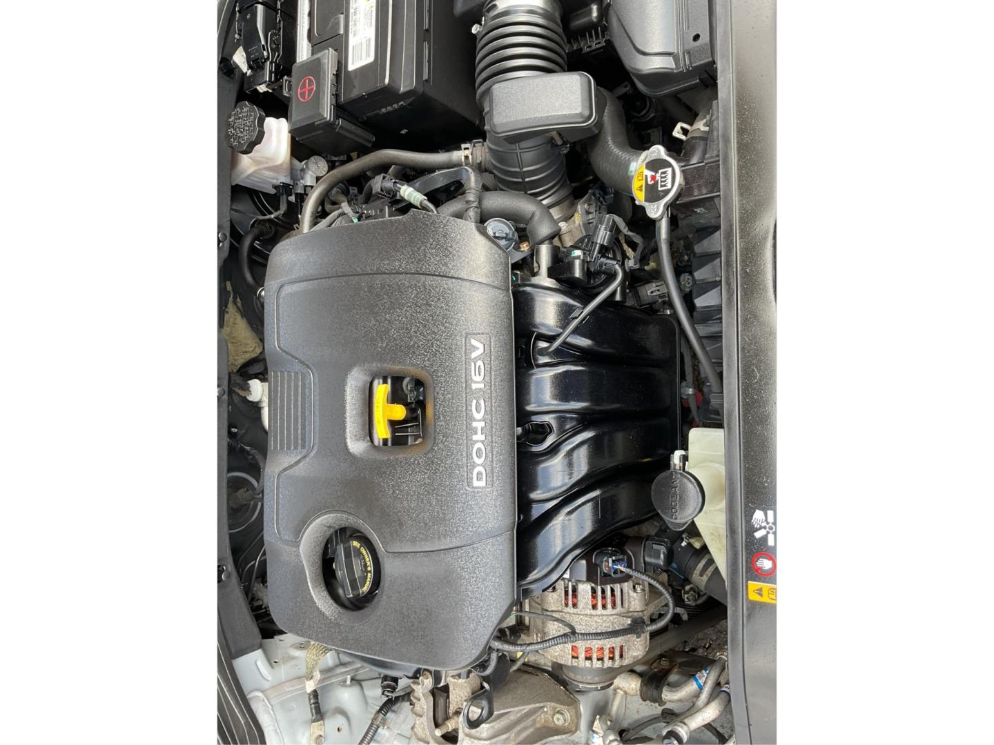 2017 Hyundai Elantra SE (5NPD84LF1HH) with an Nu 2L I-4 DOHC engine, located at 880 E. National Road, Vandalia, OH, 45377, (937) 908-9800, 39.891918, -84.183594 - Photo#10