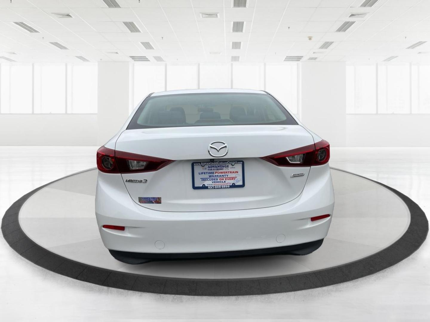 2016 Mazda Mazda3 i Sport (3MZBM1T74GM) with an SKYACTIV-G 2L I-4 gasoline direct injection engine, located at 1230 East Main St, Xenia, OH, 45385, (937) 908-9800, 39.688026, -83.910172 - Photo#3