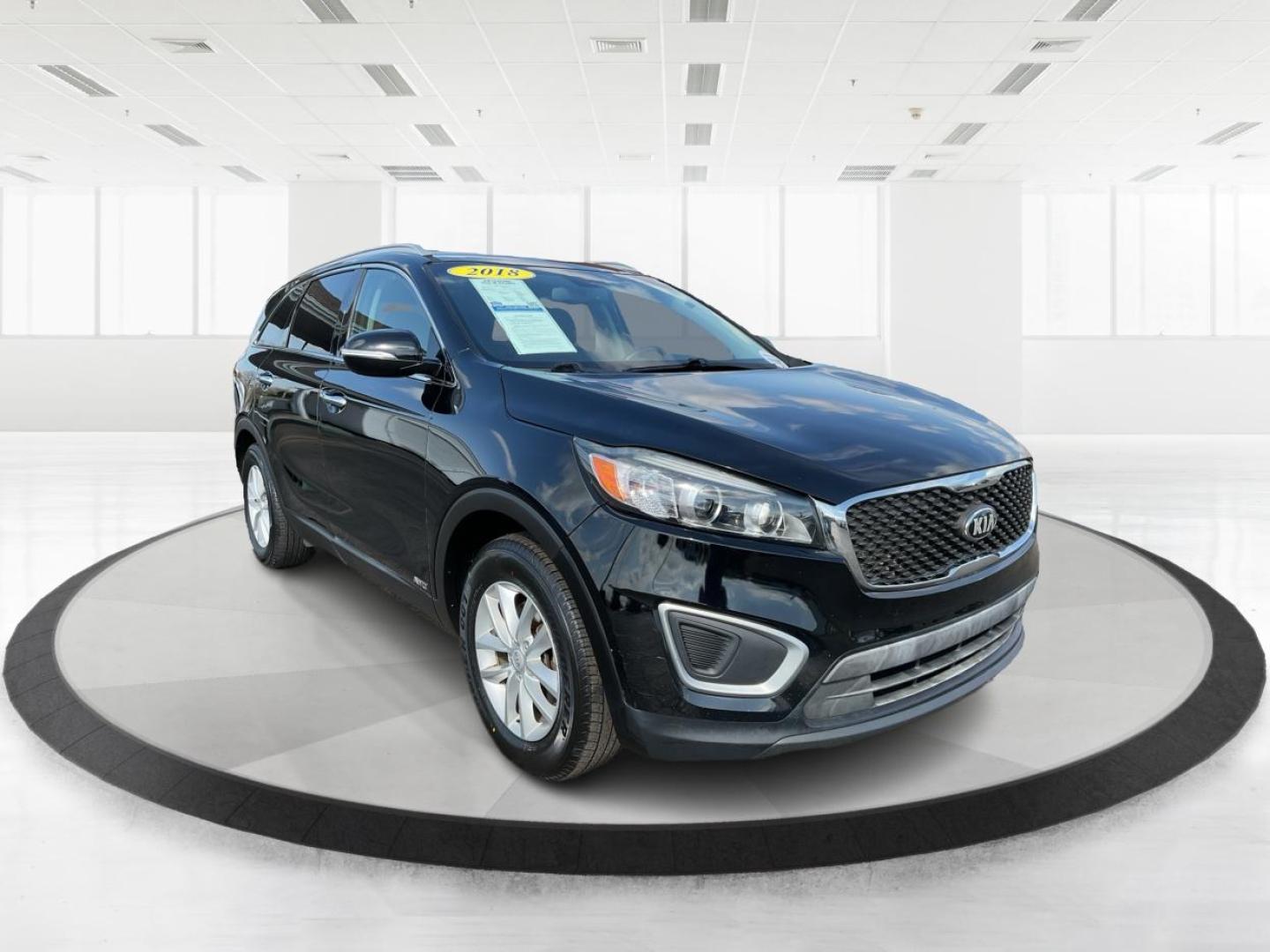 2018 Kia Sorento 2.4L LX (5XYPGDA35JG) with an 2.4L I-4 gasoline direct injection engine, located at 8750 N County Rd 25A, Piqua, OH, 45356, (937) 908-9800, 40.164391, -84.232513 - Photo#0