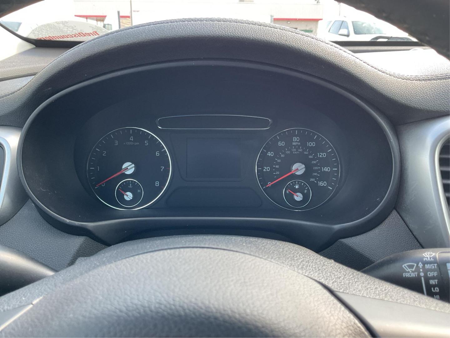 2018 Kia Sorento 2.4L LX (5XYPGDA35JG) with an 2.4L I-4 gasoline direct injection engine, located at 8750 N County Rd 25A, Piqua, OH, 45356, (937) 908-9800, 40.164391, -84.232513 - Photo#14