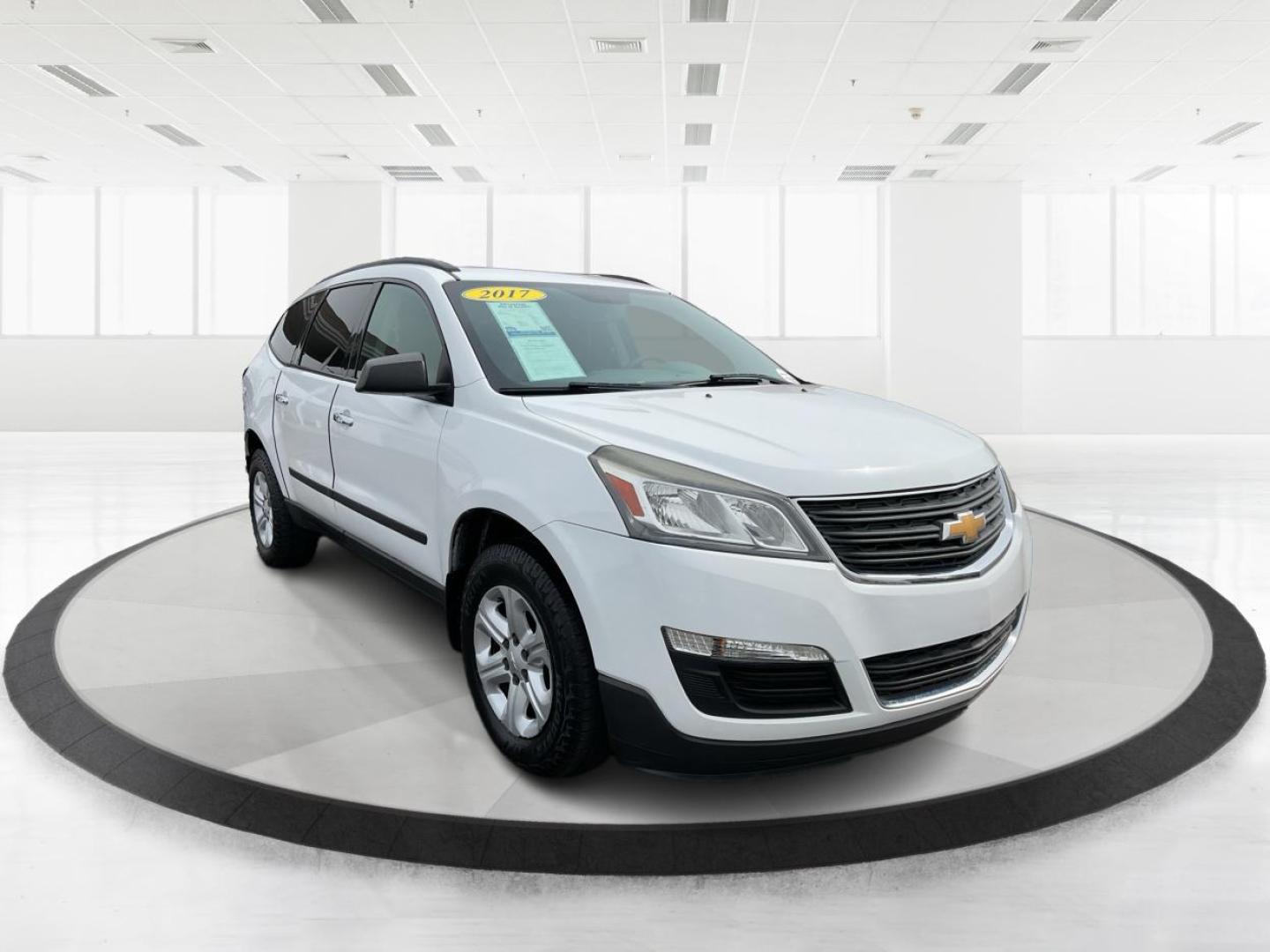2017 Chevrolet Traverse LS (1GNKRFED9HJ) with an 3.6L V-6 gasoline direct injection engine, located at 1230 East Main St, Xenia, OH, 45385, (937) 908-9800, 39.688026, -83.910172 - Photo#0