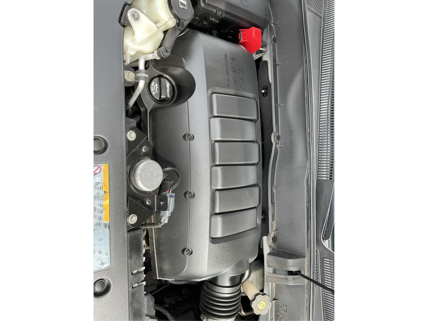 2017 Chevrolet Traverse LS (1GNKRFED9HJ) with an 3.6L V-6 gasoline direct injection engine, located at 1230 East Main St, Xenia, OH, 45385, (937) 908-9800, 39.688026, -83.910172 - Photo#10