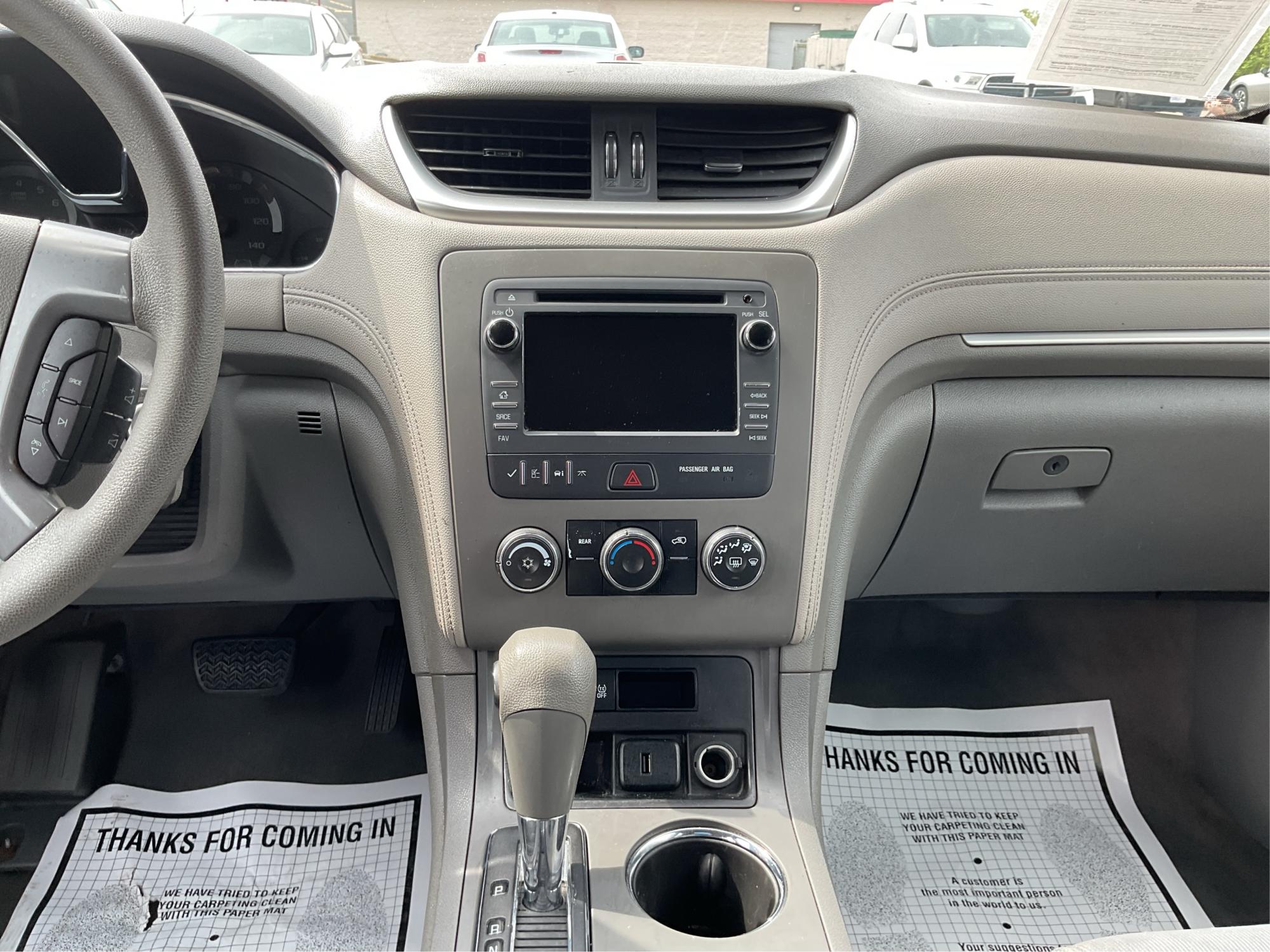 2017 Chevrolet Traverse LS (1GNKRFED9HJ) with an 3.6L V-6 gasoline direct injection engine, located at 1230 East Main St, Xenia, OH, 45385, (937) 908-9800, 39.688026, -83.910172 - Third Row - Photo#12