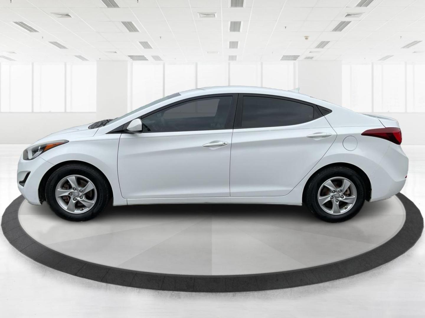 2014 Hyundai Elantra SE (5NPDH4AE8EH) with an Other engine, located at 401 Woodman Dr, Riverside, OH, 45431, (937) 908-9800, 39.760899, -84.123421 - Photo#5