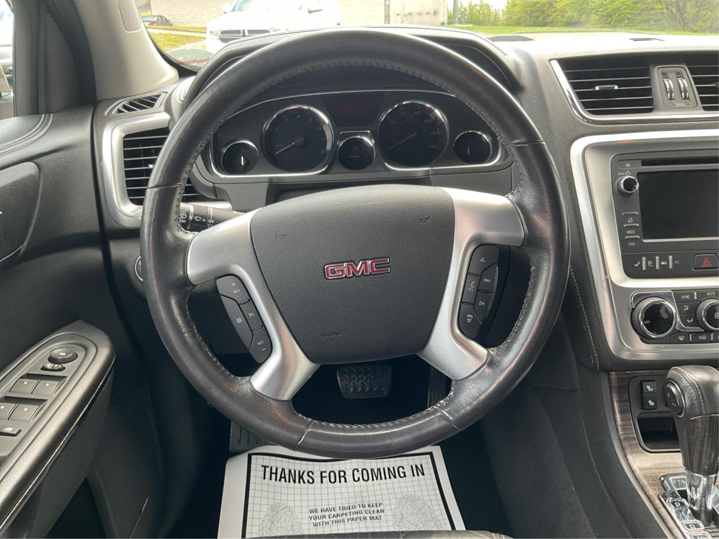 2015 GMC Acadia SLT-1 (1GKKVRKD8FJ) with an 3.6L V-6 gasoline direct injection engine, located at 8750 N County Rd 25A, Piqua, OH, 45356, (937) 908-9800, 40.164391, -84.232513 - Photo#15