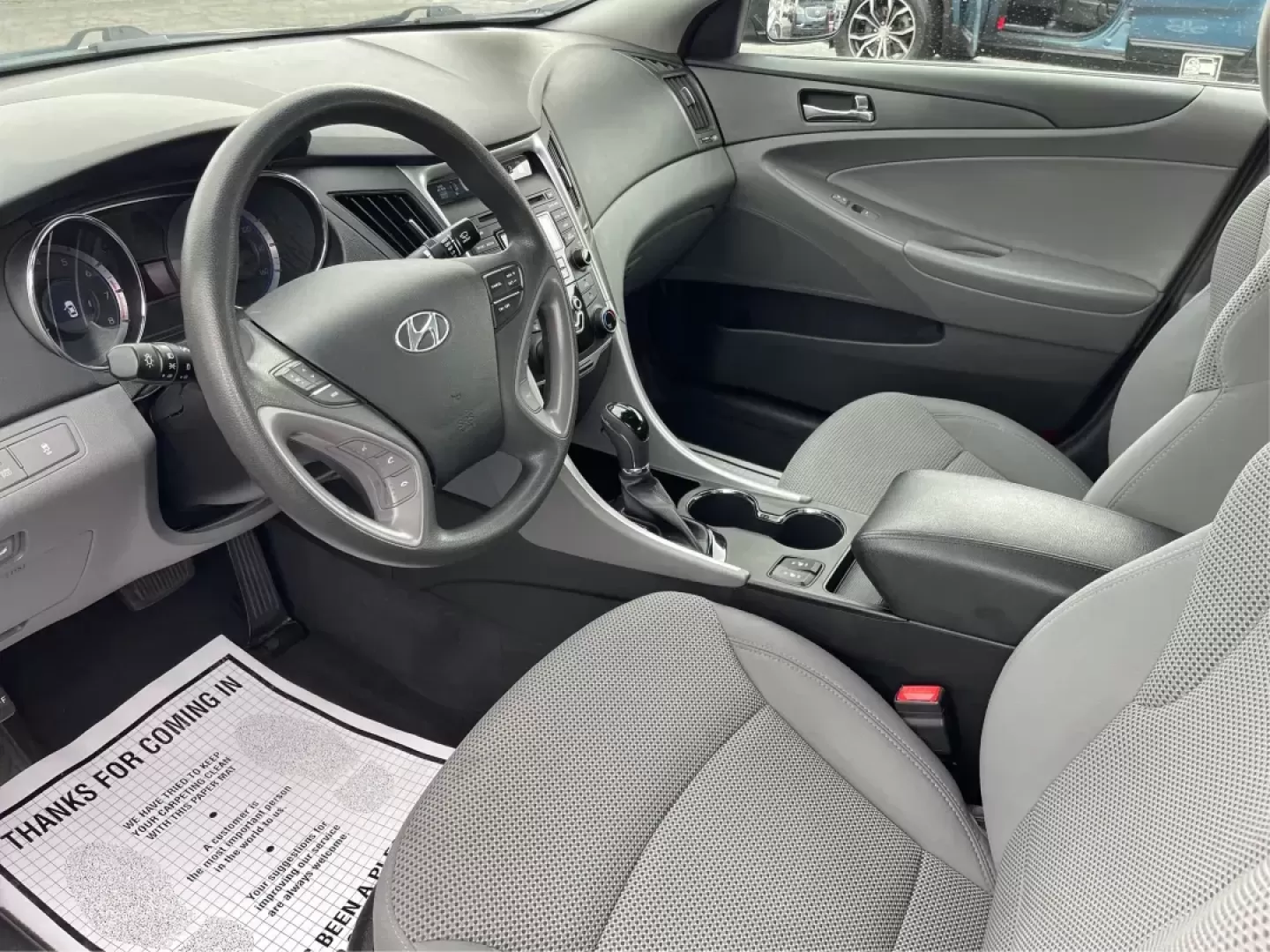2013 Hyundai Sonata GLS (5NPEB4AC5DH) with an 2.4L I-4 gasoline direct injection engine, located at 880 E. National Road, Vandalia, OH, 45377, (937) 908-9800, 39.891918, -84.183594 - Photo#8