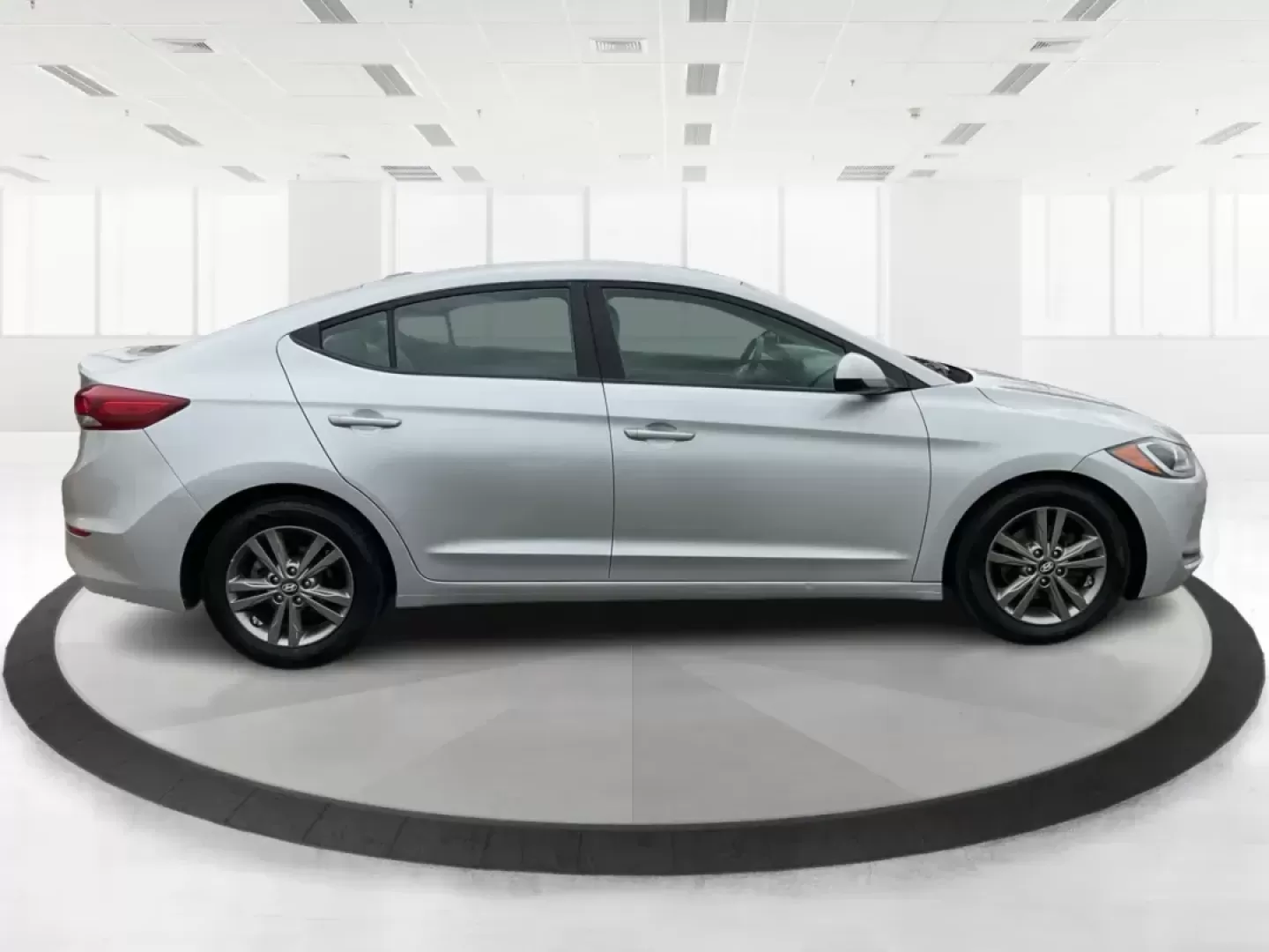 2018 Hyundai Elantra SEL (5NPD84LF9JH) with an Nu 2L I-4 DOHC engine, located at 1099 N County Rd 25A, Troy, OH, 45373, (937) 908-9800, 40.057079, -84.212883 - Photo#1