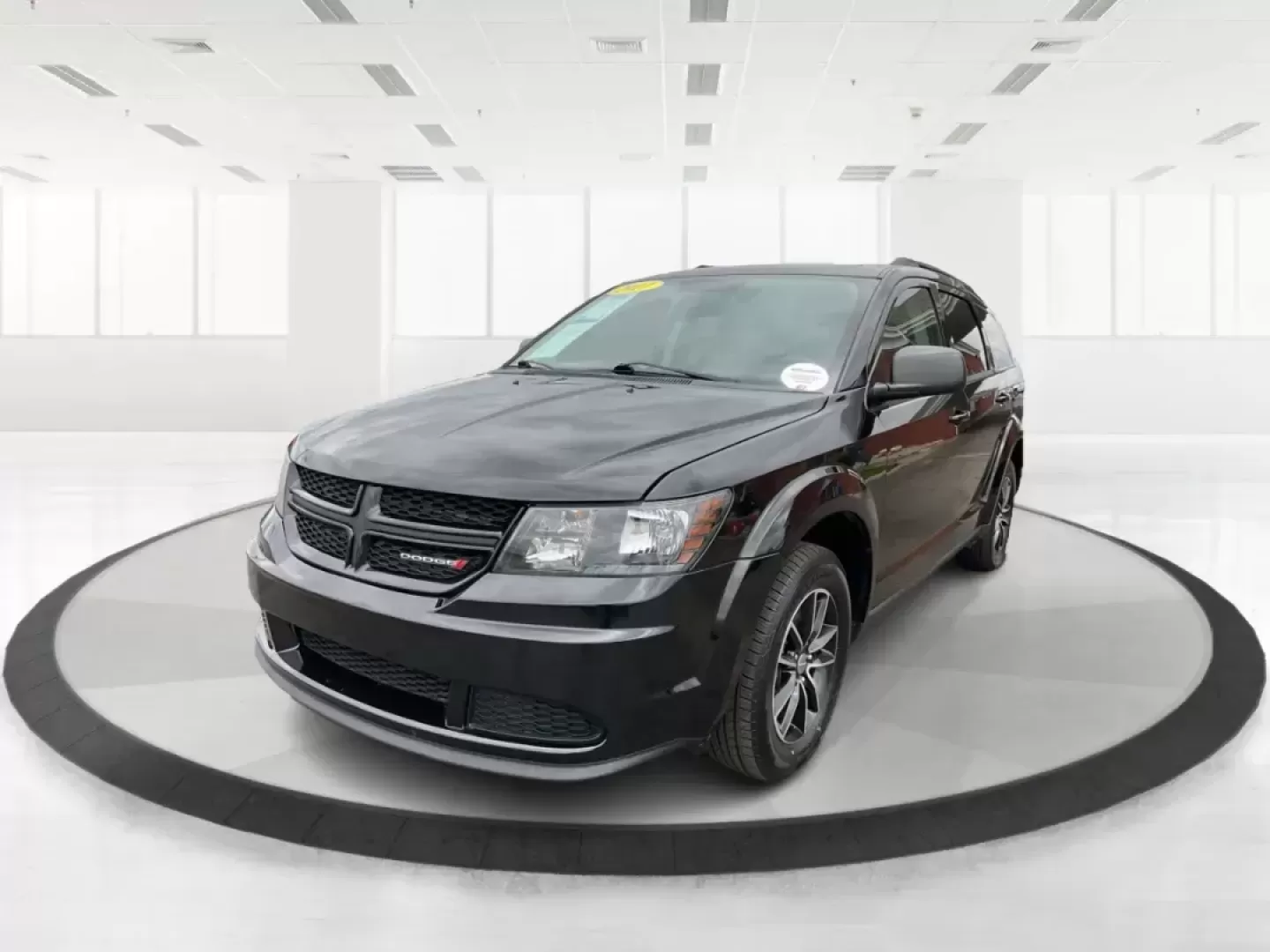 2017 Dodge Journey SE AWD (3C4PDDAG3HT) with an Pentastar 3.6L V-6 DOHC engine, located at 1951 S Dayton Lakeview Rd., New Carlisle, OH, 45344, (937) 908-9800, 39.890999, -84.050255 - 2017 Dodge Journey SE AWD - Photo#8
