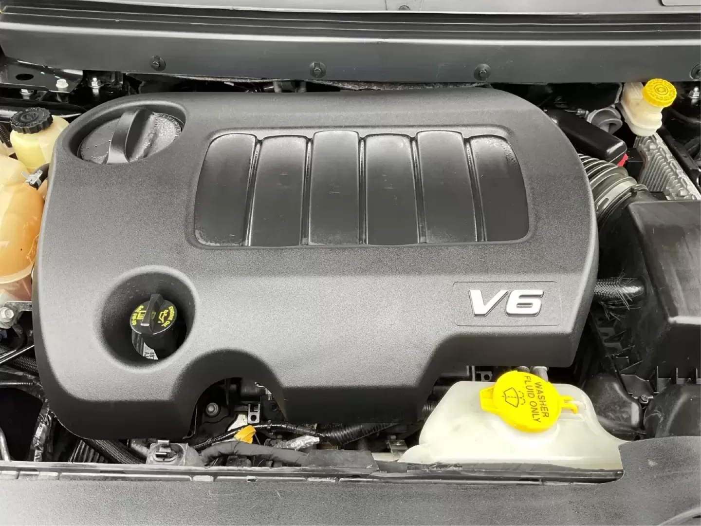 2017 Dodge Journey SE AWD (3C4PDDAG3HT) with an Pentastar 3.6L V-6 DOHC engine, located at 1951 S Dayton Lakeview Rd., New Carlisle, OH, 45344, (937) 908-9800, 39.890999, -84.050255 - 2017 Dodge Journey SE AWD - Photo#11