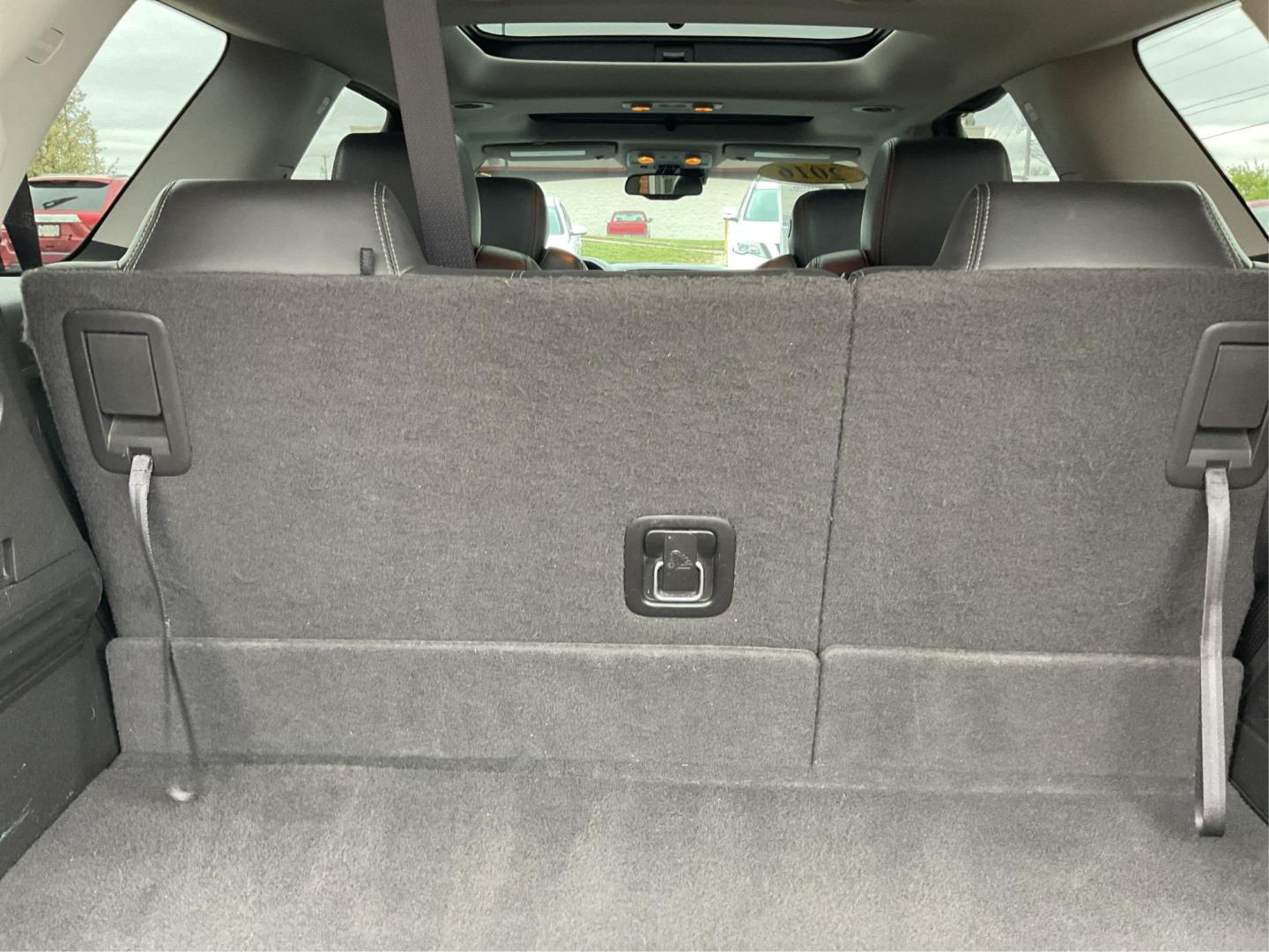 2016 GMC Acadia SLT (1GKKVRKD0GJ) with an 3.6L V-6 gasoline direct injection engine, located at 8750 N County Rd 25A, Piqua, OH, 45356, (937) 908-9800, 40.164391, -84.232513 - Photo#11