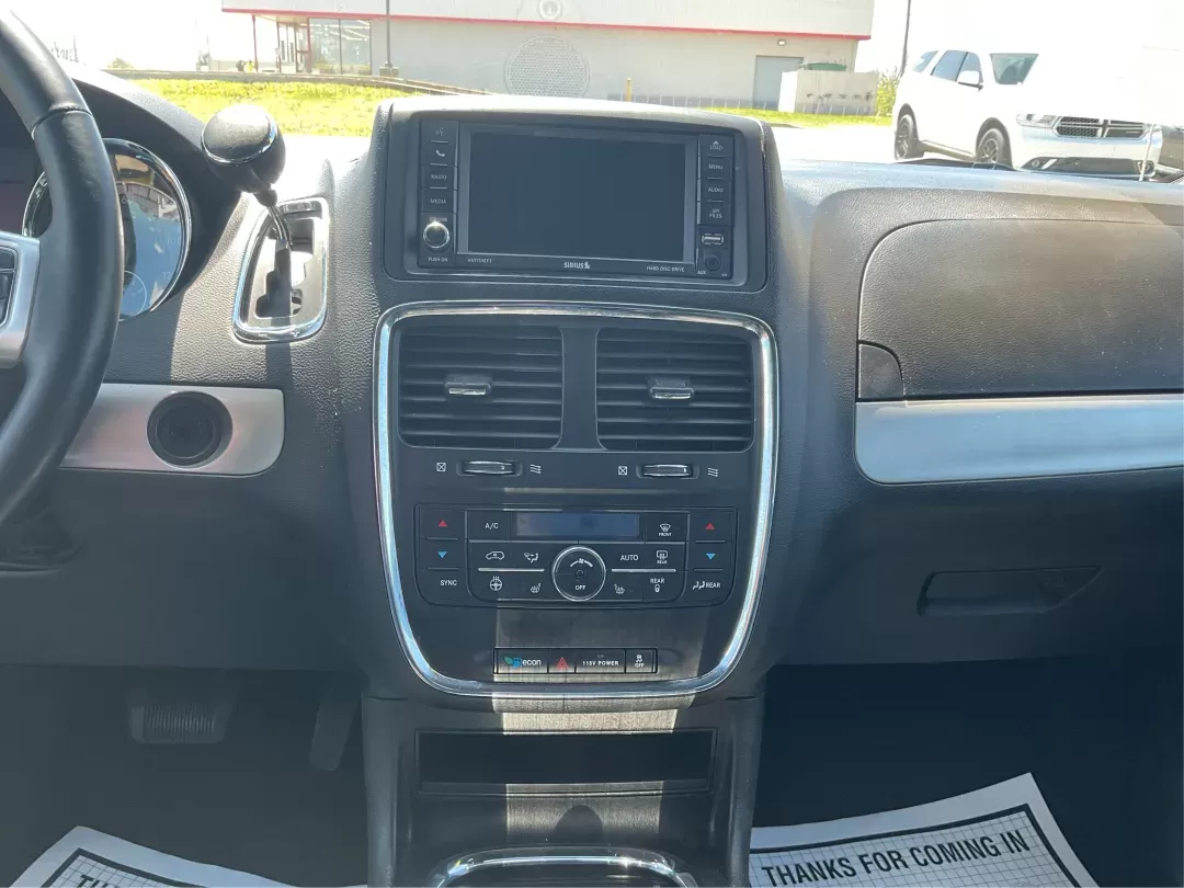 2018 Dodge Grand Caravan GT (2C4RDGEGXJR) with an Pentastar 3.6L V-6 DOHC engine, located at 8750 N County Rd 25A, Piqua, OH, 45356, (937) 908-9800, 40.164391, -84.232513 - 2018 Dodge Grand Caravan GT - Photo#12