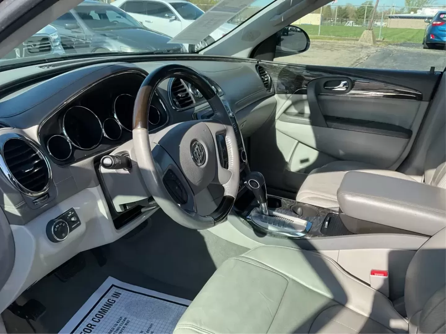 2014 Buick Enclave Leather (5GAKRBKDXEJ) with an 3.6L V-6 gasoline direct injection engine, located at 1951 S Dayton Lakeview Rd., New Carlisle, OH, 45344, (937) 908-9800, 39.890999, -84.050255 - Photo#8