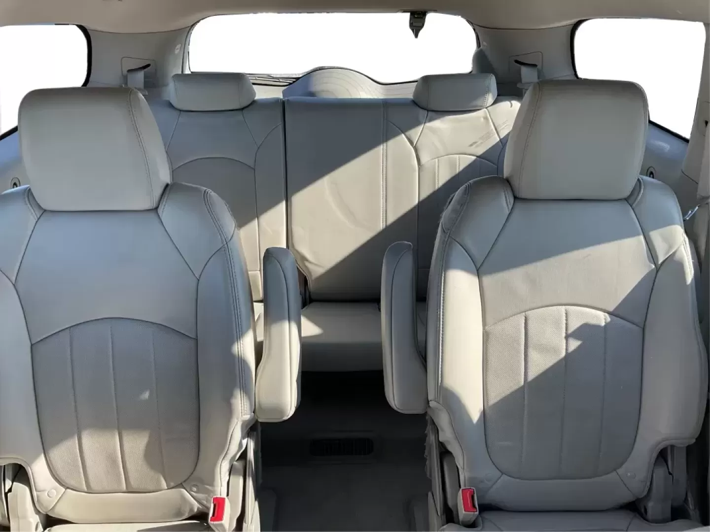 2014 Buick Enclave Leather (5GAKRBKDXEJ) with an 3.6L V-6 gasoline direct injection engine, located at 1951 S Dayton Lakeview Rd., New Carlisle, OH, 45344, (937) 908-9800, 39.890999, -84.050255 - Photo#13