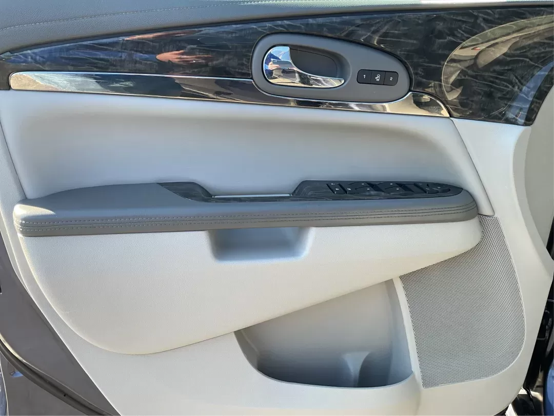 2014 Buick Enclave Leather (5GAKRBKDXEJ) with an 3.6L V-6 gasoline direct injection engine, located at 1951 S Dayton Lakeview Rd., New Carlisle, OH, 45344, (937) 908-9800, 39.890999, -84.050255 - Third Row - Photo#18