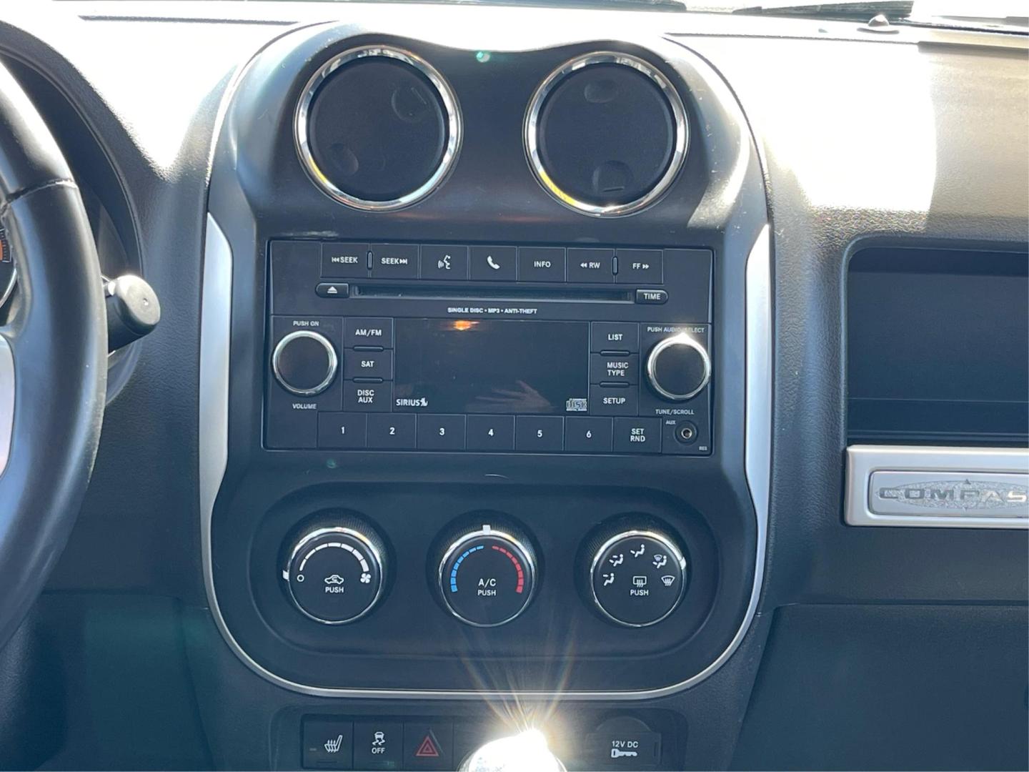 2016 Jeep Compass Latitude (1C4NJCEA2GD) with an Other engine, located at 1230 East Main St, Xenia, OH, 45385, (937) 908-9800, 39.688026, -83.910172 - 2016 Jeep Compass Latitude - Photo#12