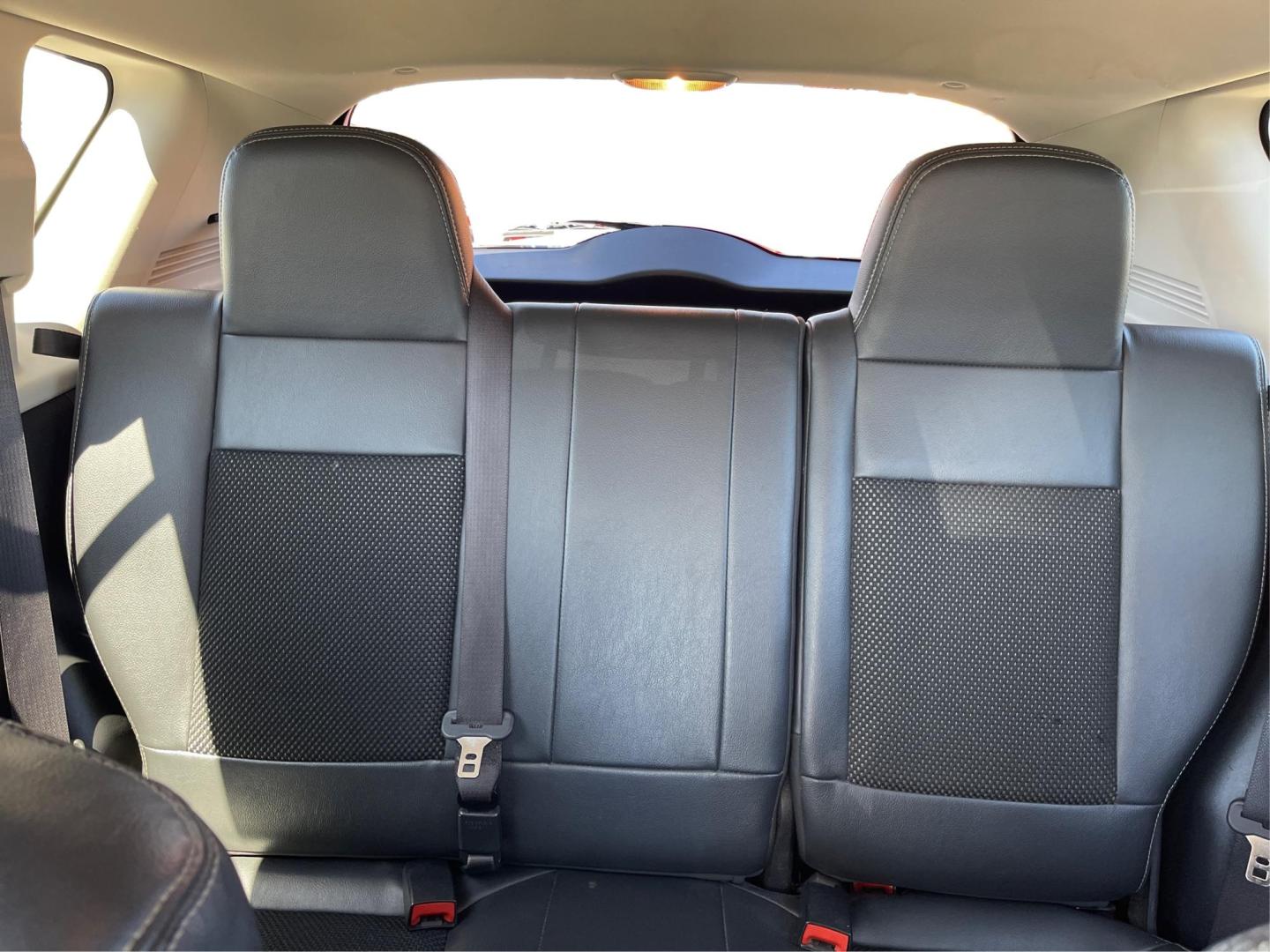 2016 Jeep Compass Latitude (1C4NJCEA2GD) with an Other engine, located at 1230 East Main St, Xenia, OH, 45385, (937) 908-9800, 39.688026, -83.910172 - 2016 Jeep Compass Latitude - Photo#13