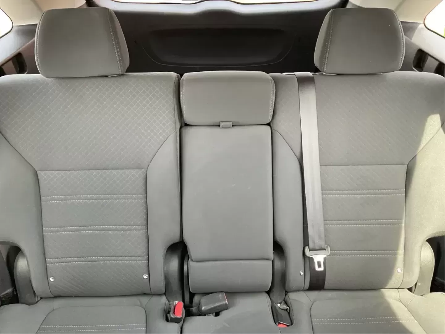 2016 Kia Sorento 2.4L LX (5XYPGDA33GG) with an 2.4L I-4 gasoline direct injection engine, located at 1184 Kauffman Ave, Fairborn, OH, 45324, (937) 908-9800, 39.807072, -84.030914 - Photo#13