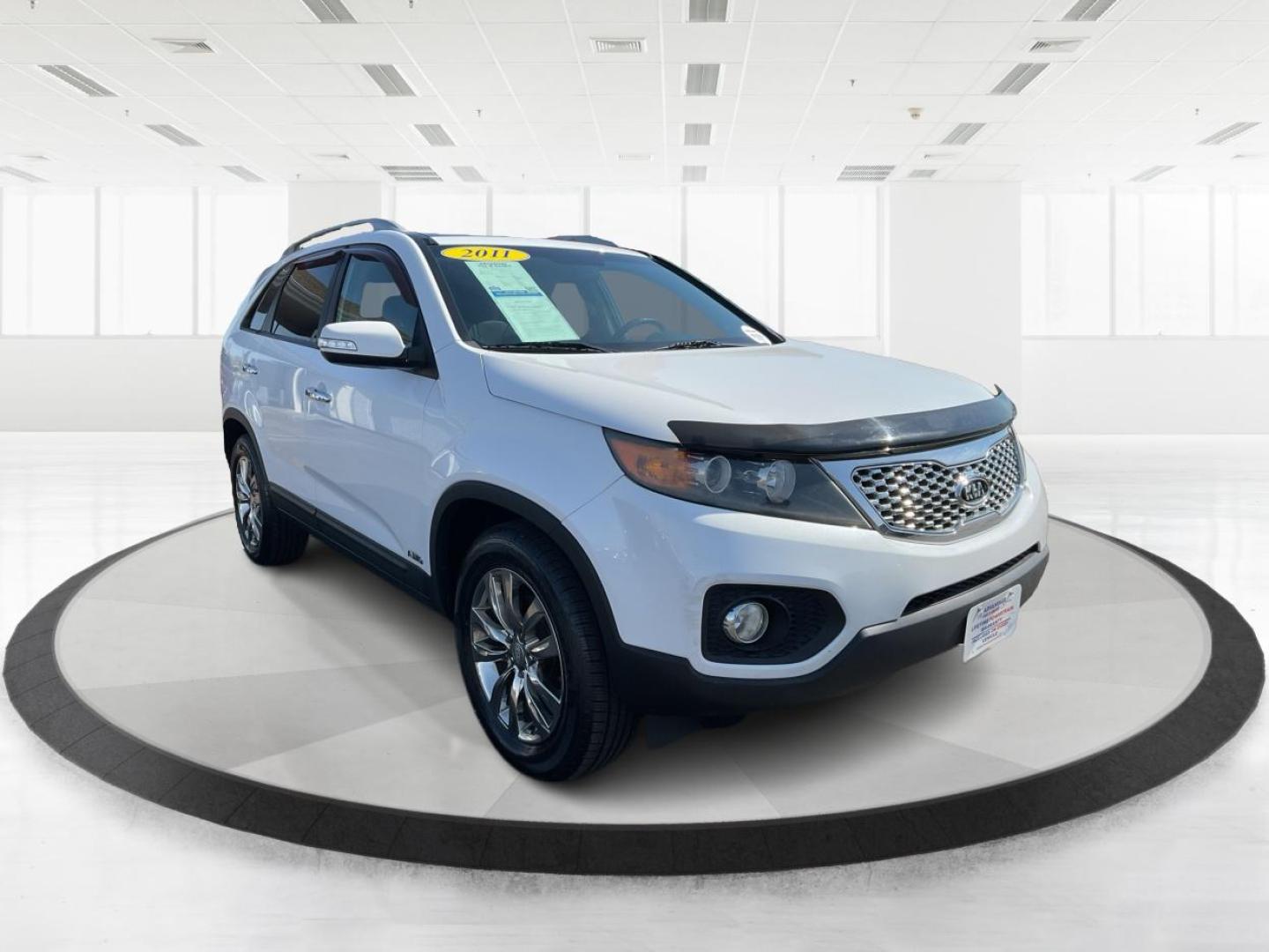 2011 Kia Sorento EX V6 (5XYKUDA22BG) with an 3.5L V-6 DOHC engine, located at 1184 Kauffman Ave, Fairborn, OH, 45324, (937) 908-9800, 39.807072, -84.030914 - Photo#0