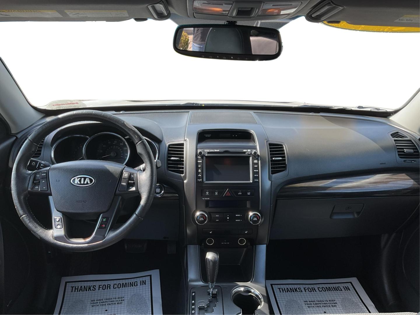 2011 Kia Sorento EX V6 (5XYKUDA22BG) with an 3.5L V-6 DOHC engine, located at 1184 Kauffman Ave, Fairborn, OH, 45324, (937) 908-9800, 39.807072, -84.030914 - Photo#19
