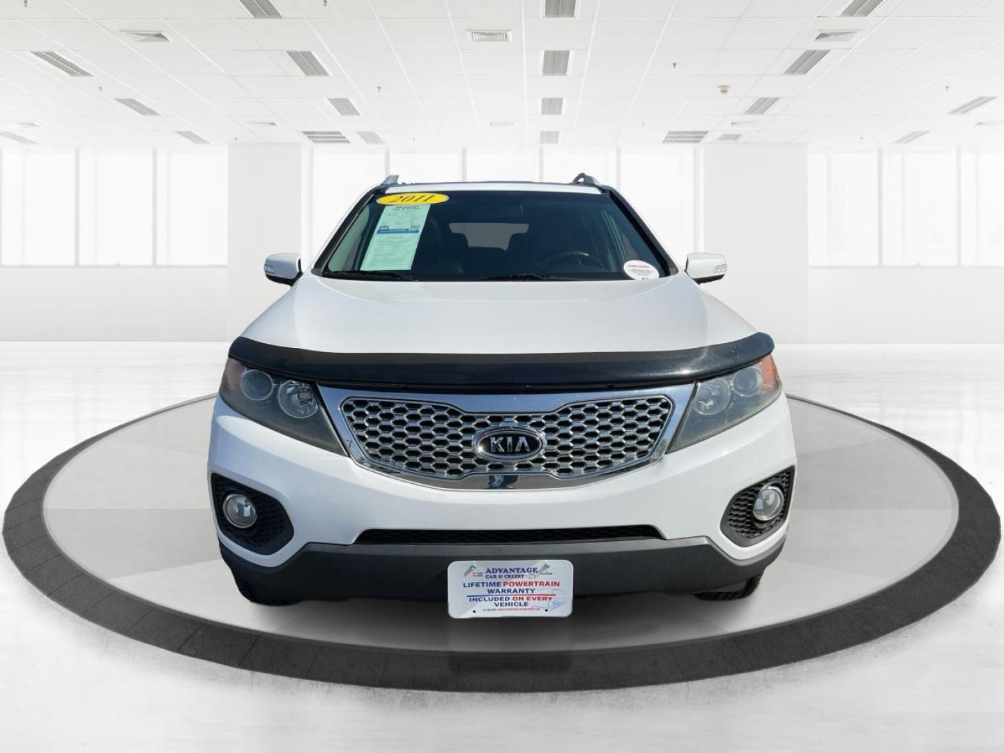 2011 Kia Sorento EX V6 (5XYKUDA22BG) with an 3.5L V-6 DOHC engine, located at 1184 Kauffman Ave, Fairborn, OH, 45324, (937) 908-9800, 39.807072, -84.030914 - Photo#6