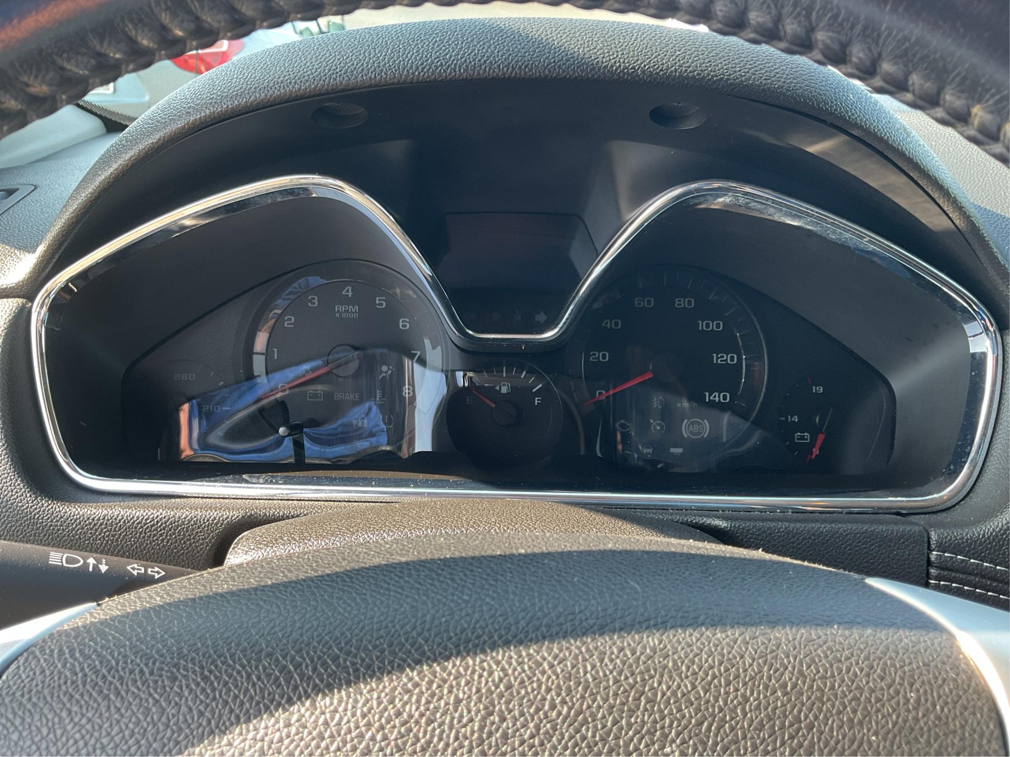 2015 Chevrolet Traverse 2LT (1GNKRHKD0FJ) with an 3.6L V-6 gasoline direct injection engine, located at 1099 N County Rd 25A , Troy, OH, 45373, (937) 908-9800, 40.057079, -84.212883 - Photo#13