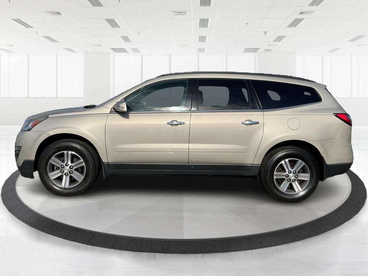 2015 Chevrolet Traverse 2LT (1GNKRHKD0FJ) with an 3.6L V-6 gasoline direct injection engine, located at 1099 N County Rd 25A , Troy, OH, 45373, (937) 908-9800, 40.057079, -84.212883 - Photo#5