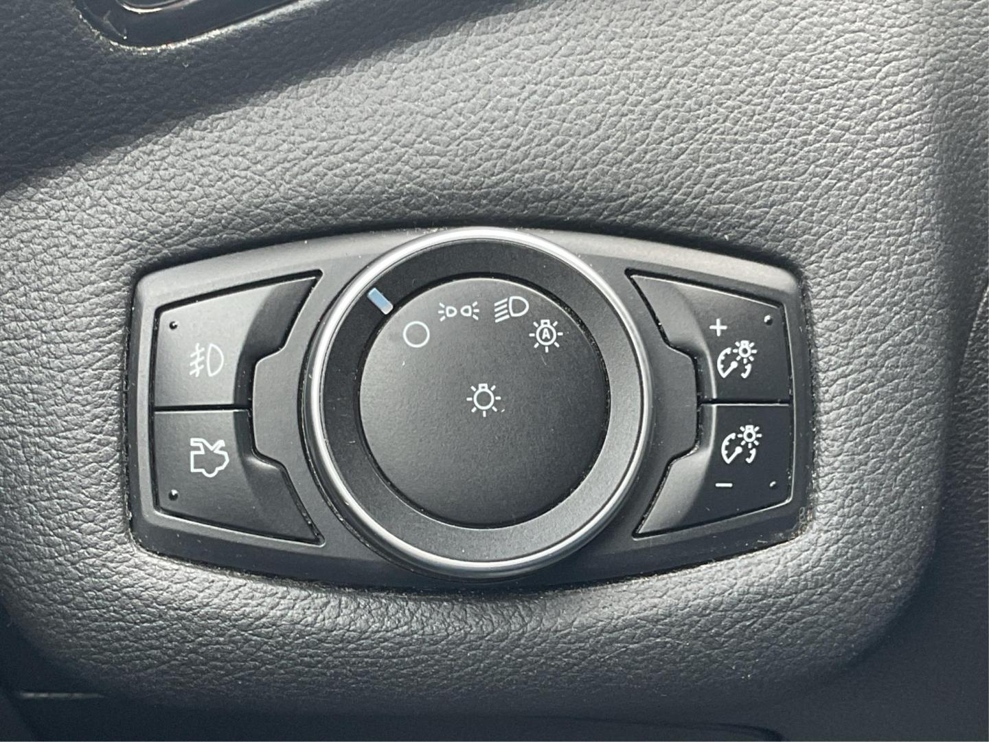 2016 Ford Escape Titanium (1FMCU9J98GU) with an Other engine, located at 1230 East Main St, Xenia, OH, 45385, (937) 908-9800, 39.688026, -83.910172 - Photo#16