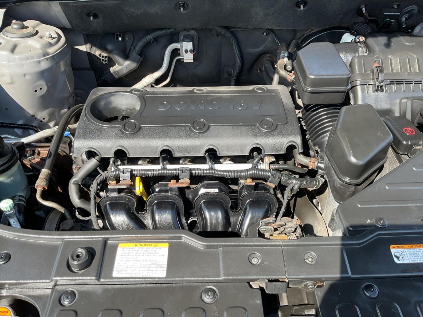 2012 Kia Sorento LX (5XYKT3A17CG) with an 2.4L I-4 DOHC engine, located at 401 Woodman Dr, Riverside, OH, 45431, (937) 908-9800, 39.760899, -84.123421 - Photo#10