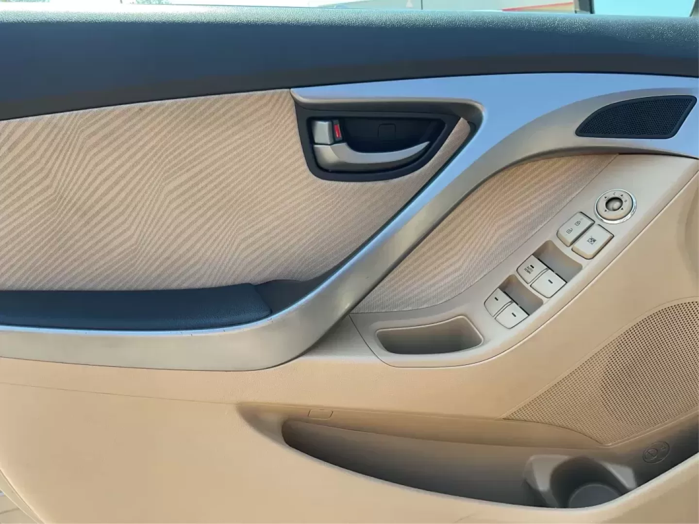 2013 Hyundai Elantra GLS (5NPDH4AE6DH) with an 1.8L I-4 DOHC engine, located at 880 E. National Road, Vandalia, OH, 45377, (937) 908-9800, 39.891918, -84.183594 - Photo#16