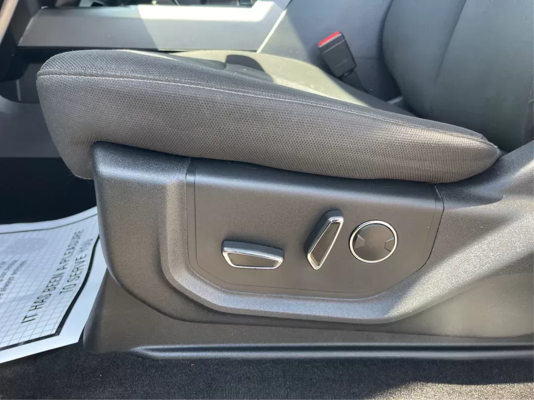 2018 Ford F-150 XLT (1FTEW1E57JF) with an Other engine, located at 1099 N County Rd 25A , Troy, OH, 45373, (937) 908-9800, 40.057079, -84.212883 - 2018 Ford F-150 XLT - Photo#17