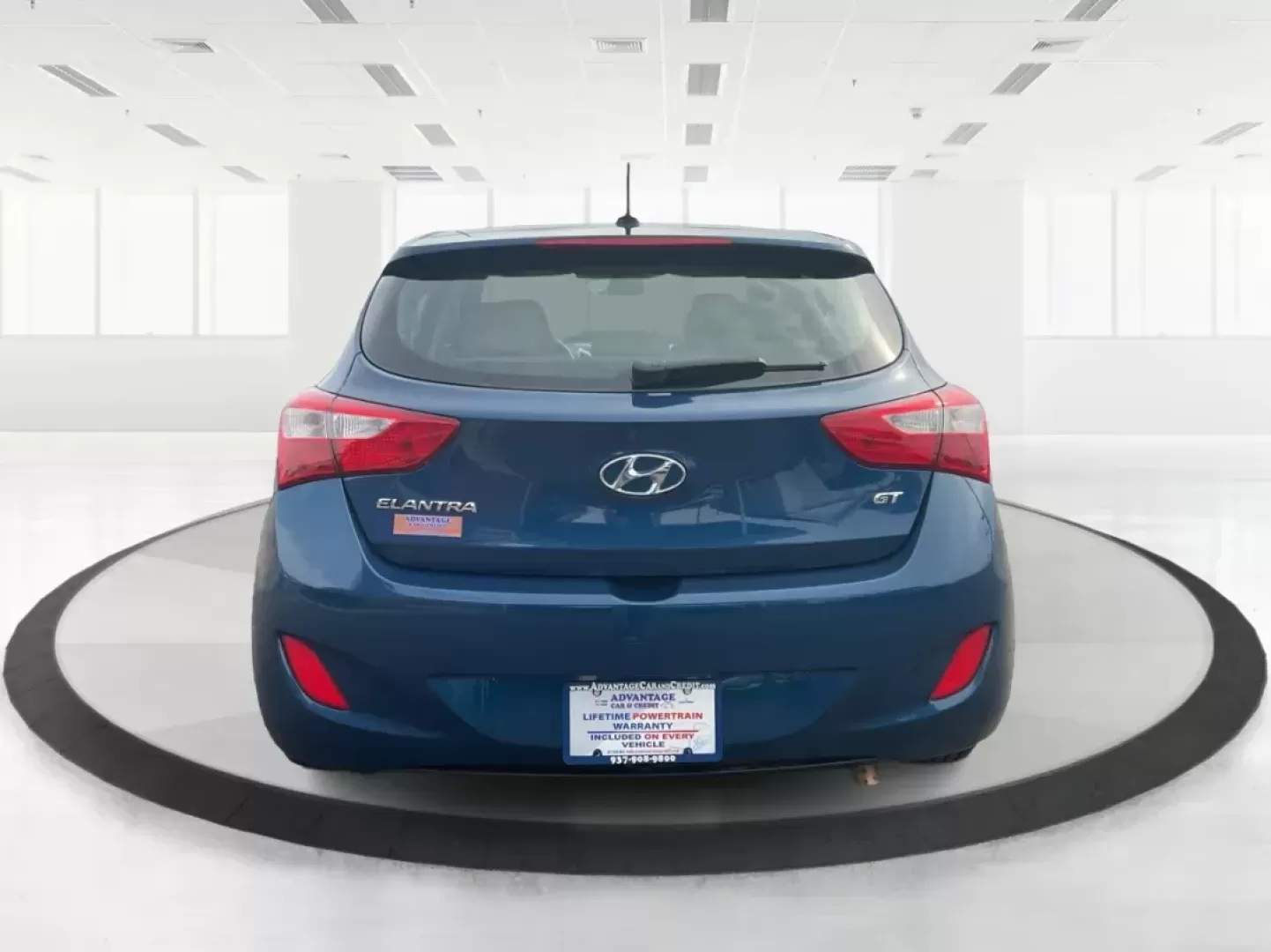 2014 Hyundai Elantra GT GT (KMHD35LH4EU) with an Other engine, located at 1230 East Main St, Xenia, OH, 45385, (937) 908-9800, 39.688026, -83.910172 - Photo#3
