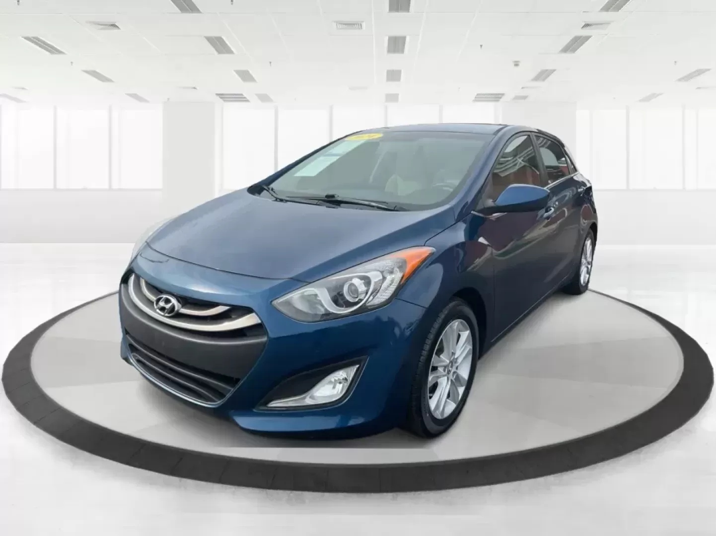 2014 Hyundai Elantra GT GT (KMHD35LH4EU) with an Other engine, located at 1230 East Main St, Xenia, OH, 45385, (937) 908-9800, 39.688026, -83.910172 - Photo#7