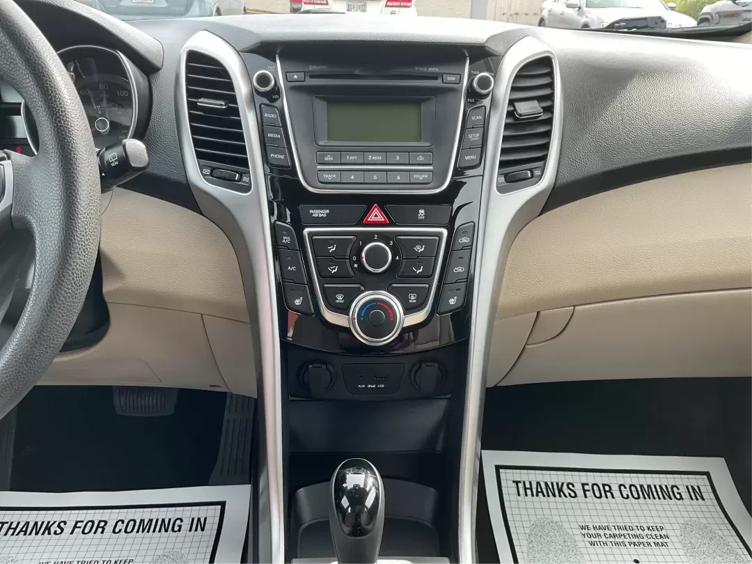 2014 Hyundai Elantra GT GT (KMHD35LH4EU) with an Other engine, located at 1230 East Main St, Xenia, OH, 45385, (937) 908-9800, 39.688026, -83.910172 - 2014 Hyundai Elantra GT GT - Photo#11