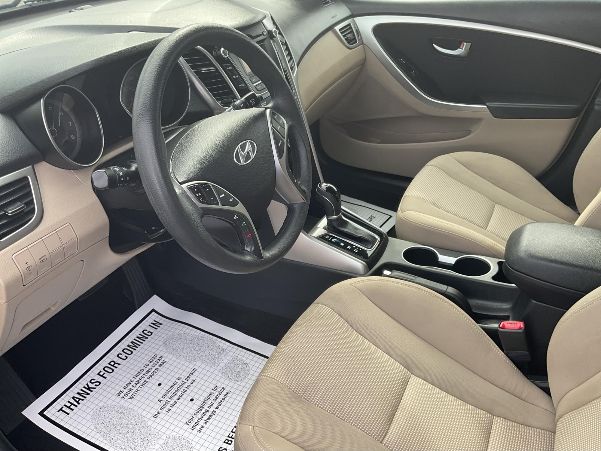 2014 Hyundai Elantra GT GT (KMHD35LH4EU) with an Other engine, located at 1230 East Main St, Xenia, OH, 45385, (937) 908-9800, 39.688026, -83.910172 - 2014 Hyundai Elantra GT GT - Photo#8