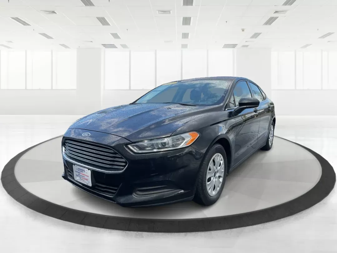 2014 Ford Fusion S (3FA6P0G75ER) with an Duratec 2.5L I-4 DOHC engine, located at 1230 East Main St, Xenia, OH, 45385, (937) 908-9800, 39.688026, -83.910172 - 2014 Ford Fusion S - Photo#7