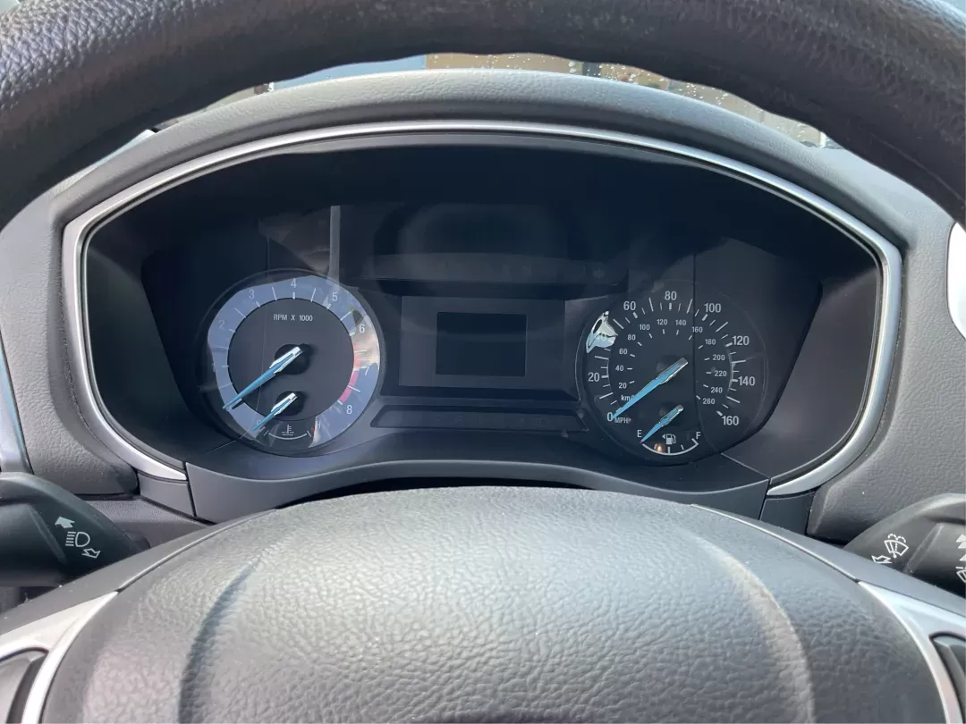 2014 Ford Fusion S (3FA6P0G75ER) with an Duratec 2.5L I-4 DOHC engine, located at 1230 East Main St, Xenia, OH, 45385, (937) 908-9800, 39.688026, -83.910172 - 2014 Ford Fusion S - Photo#13