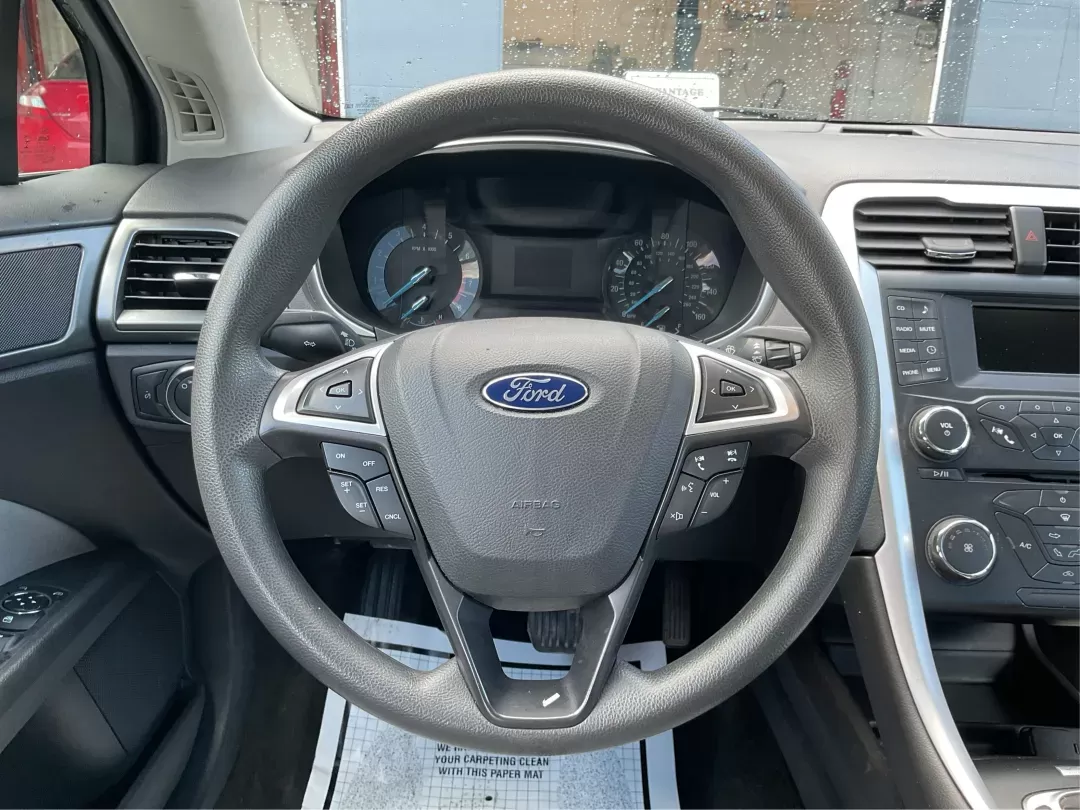 2014 Ford Fusion S (3FA6P0G75ER) with an Duratec 2.5L I-4 DOHC engine, located at 1230 East Main St, Xenia, OH, 45385, (937) 908-9800, 39.688026, -83.910172 - 2014 Ford Fusion S - Photo#14