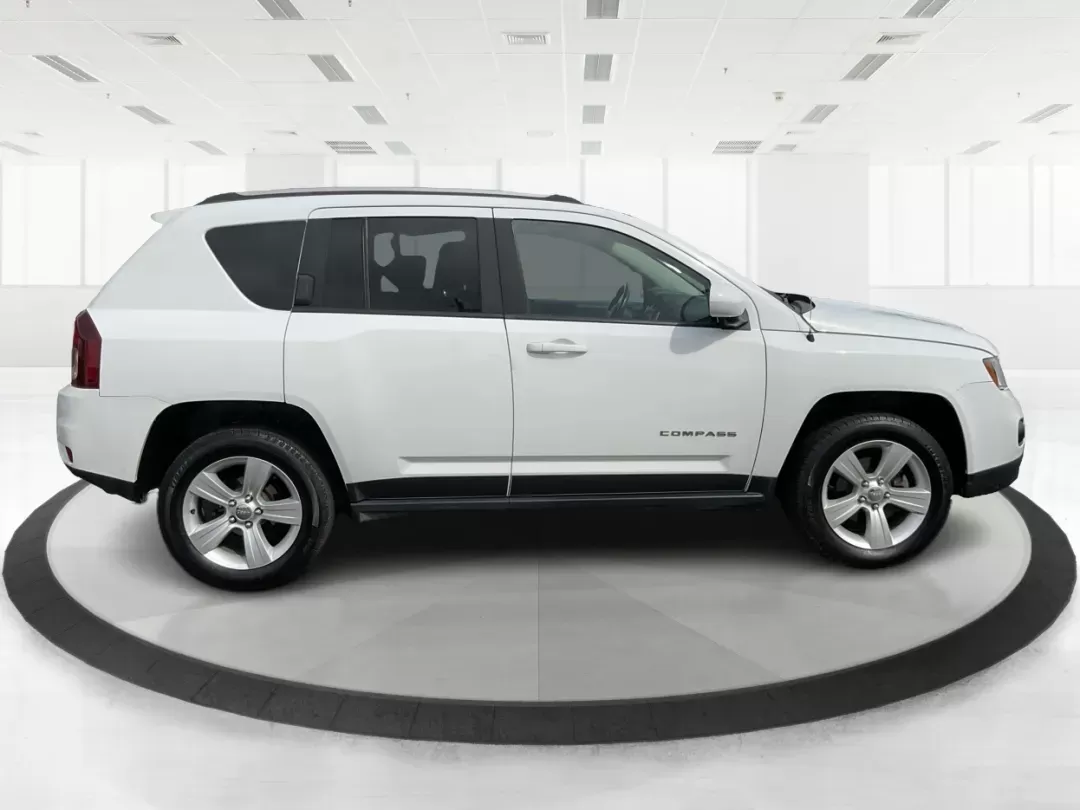 photo of 2016 Jeep Compass Latitude