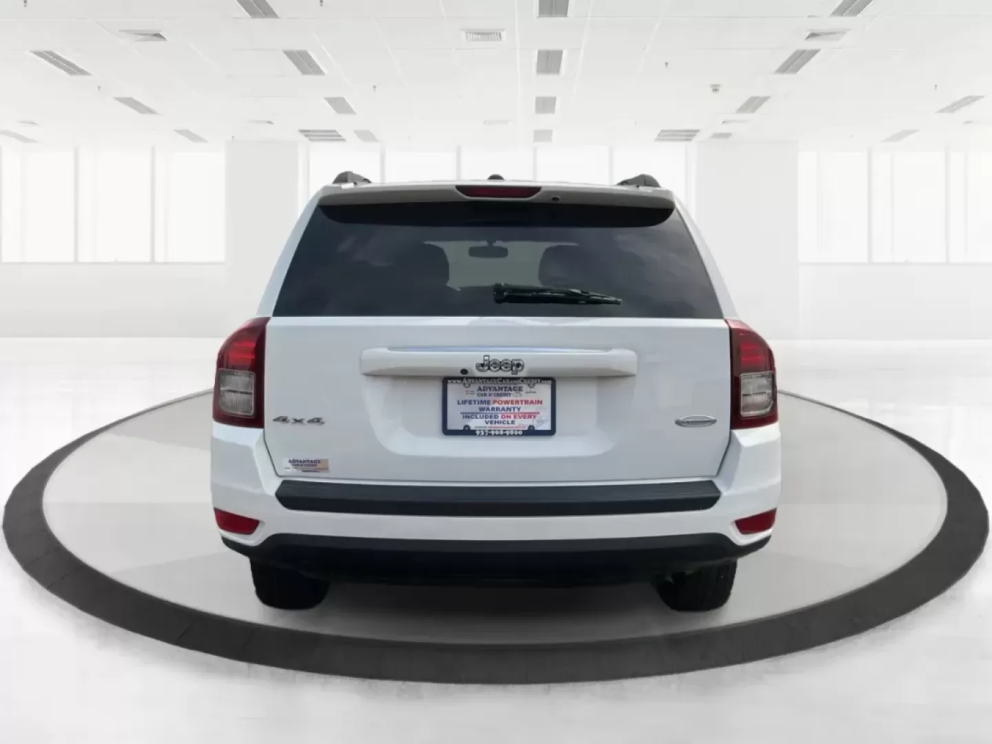 2016 Jeep Compass Latitude (1C4NJDEB9GD) with an 2.4L I-4 DOHC engine, located at 401 Woodman Dr, Riverside, OH, 45431, (937) 908-9800, 39.760899, -84.123421 - 2016 Jeep Compass Latitude - Photo#2